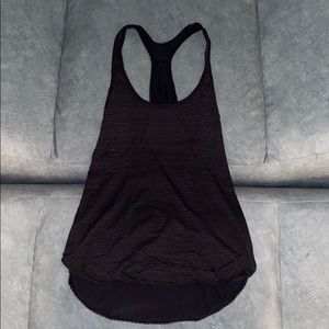LULU BLACK STRIPPED RACERBACK TANK!